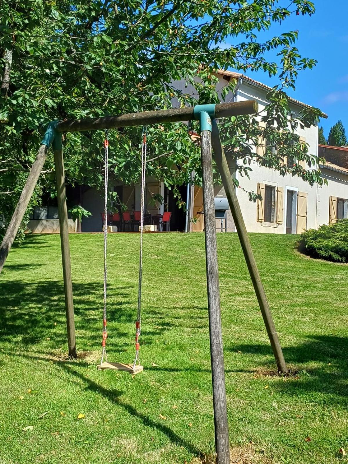 Gite De La Seguiniere La Chapelle-Baton Extérieur photo
